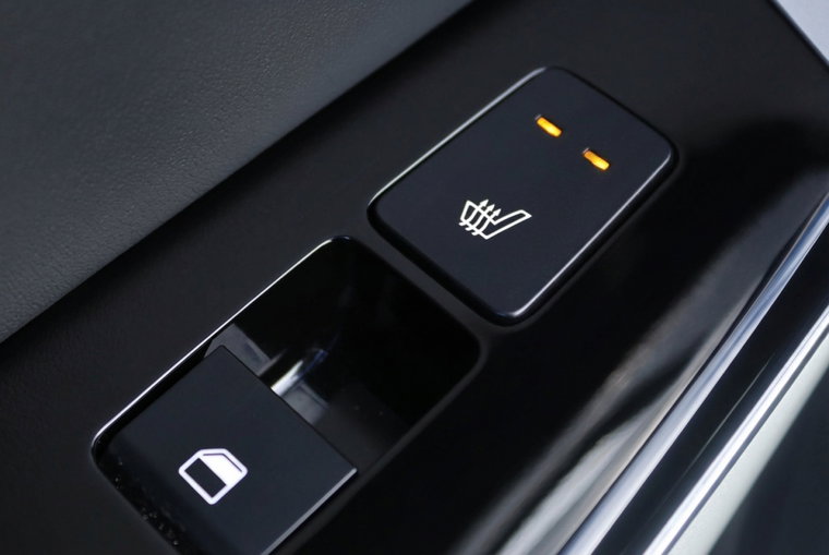Vehicle Image 30
