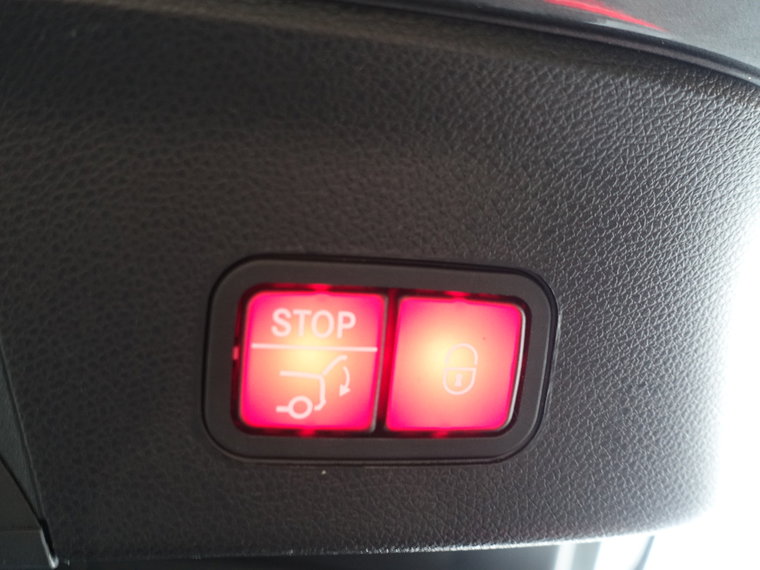 Vehicle Image 38