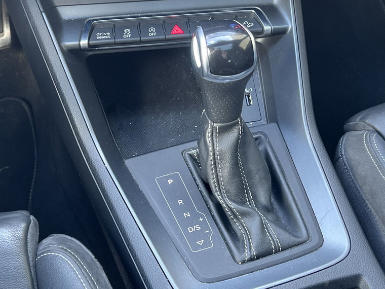 Vehicle Image 27