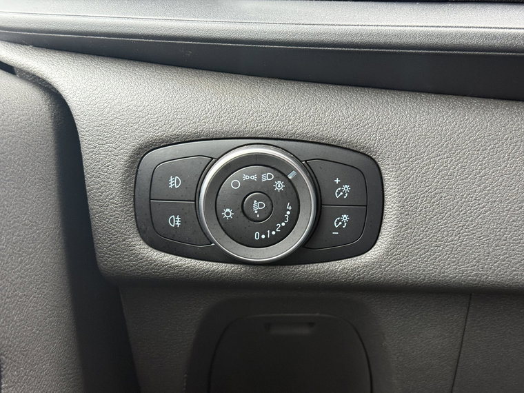 Vehicle Image 34
