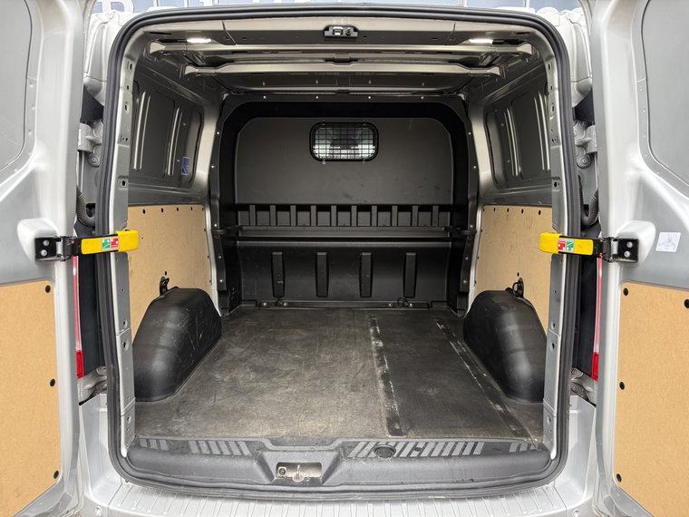 Vehicle Image 37