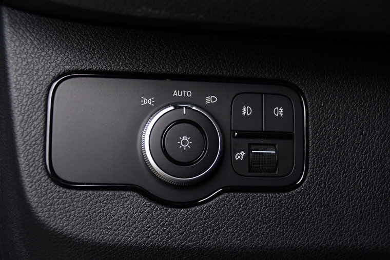 Vehicle Image 27