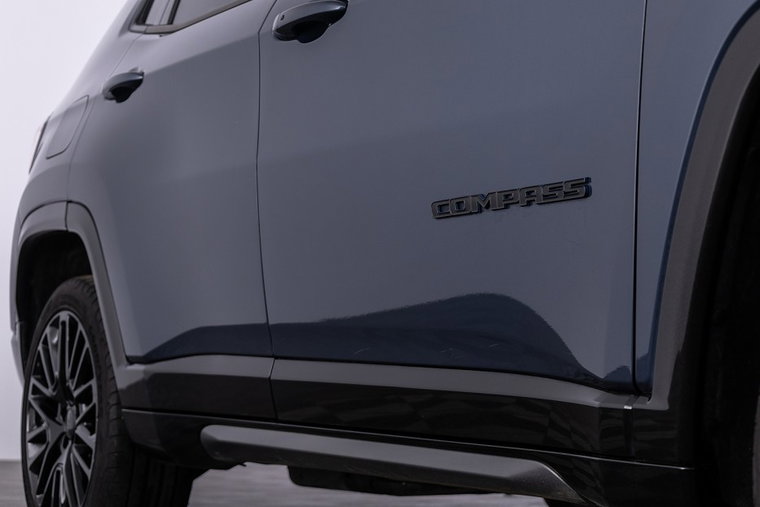 Vehicle Image 45