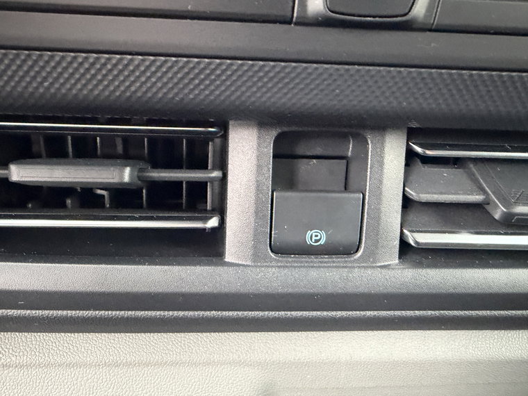 Vehicle Image 48