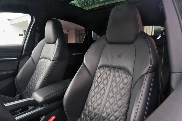 Vehicle Image 31