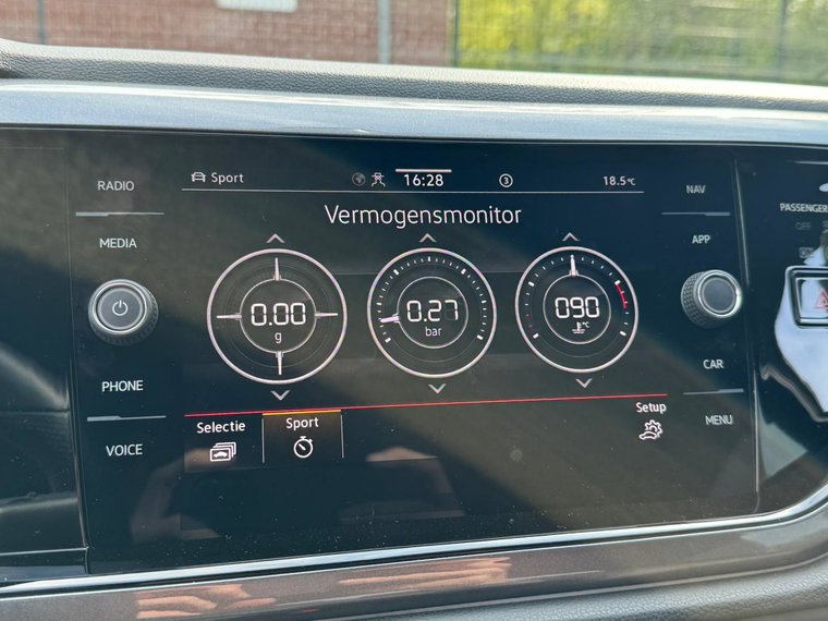 Vehicle Image 27