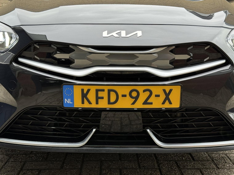 Vehicle Image 42
