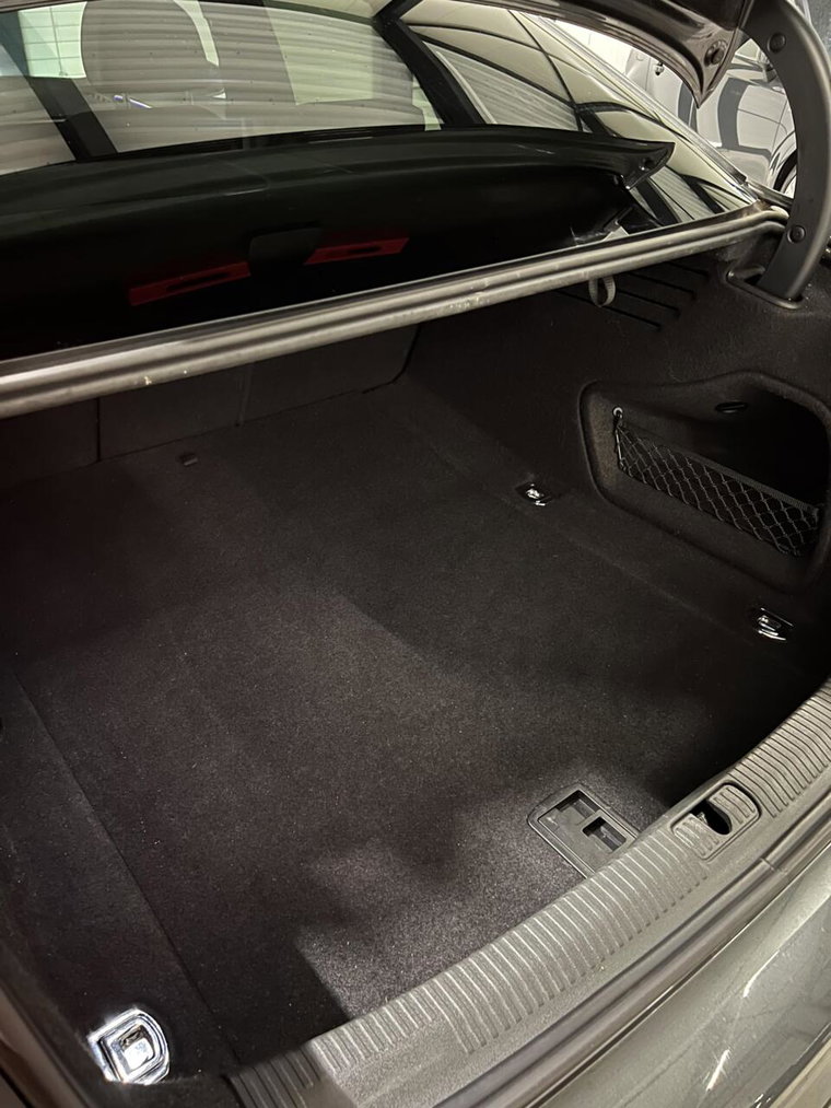 Vehicle Image 46