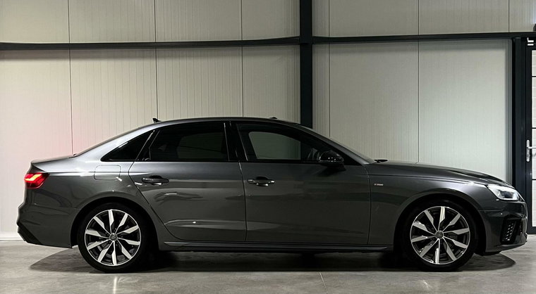 Vehicle Image 10