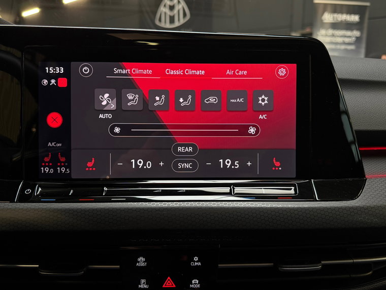 Vehicle Image 30