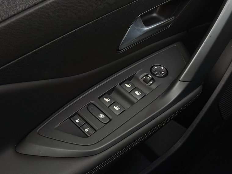Vehicle Image 41
