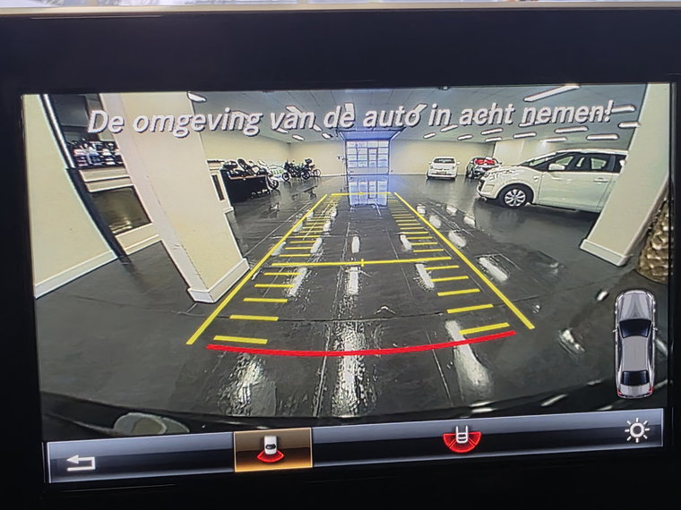 Vehicle Image 24