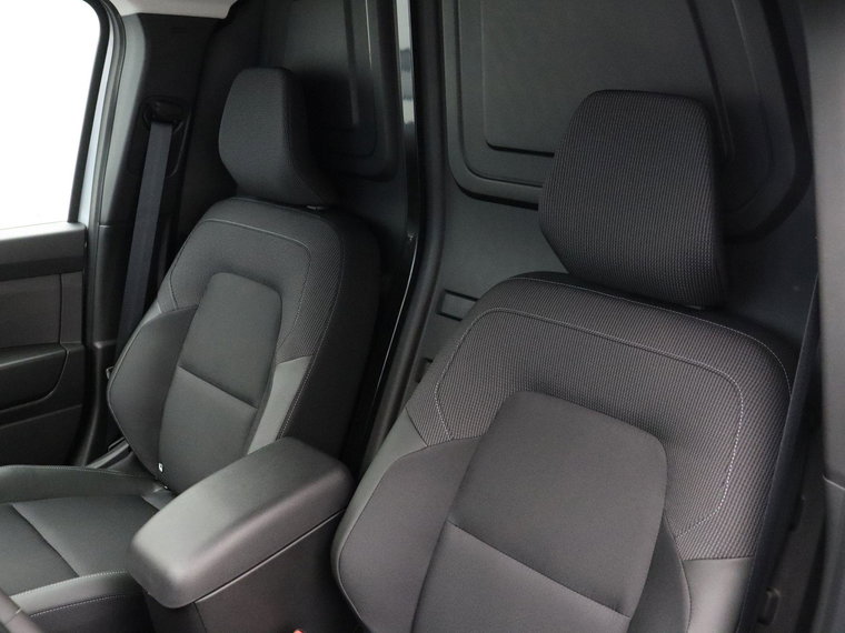 Vehicle Image 37