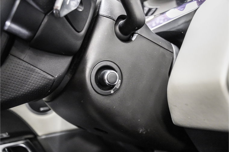 Vehicle Image 20