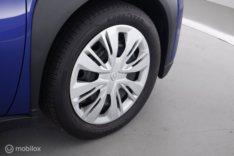 Vehicle Image 15