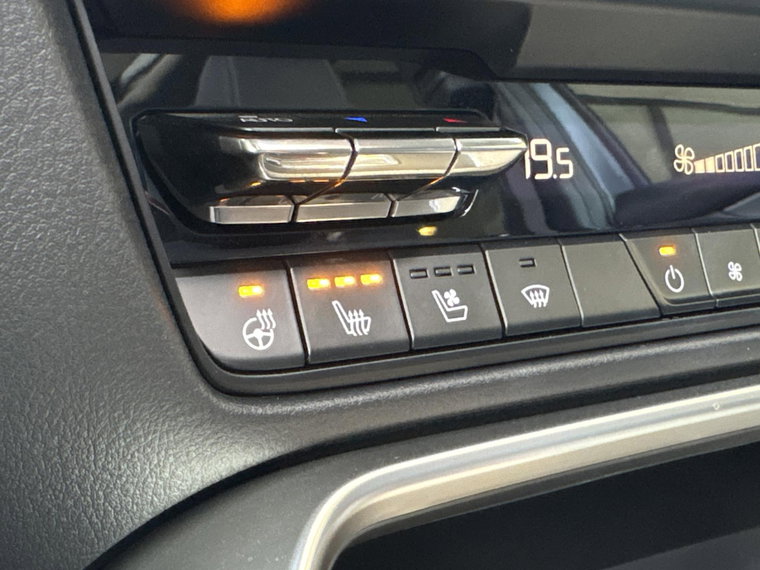 Vehicle Image 41