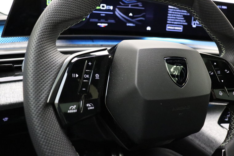 Vehicle Image 41