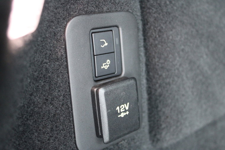 Vehicle Image 23