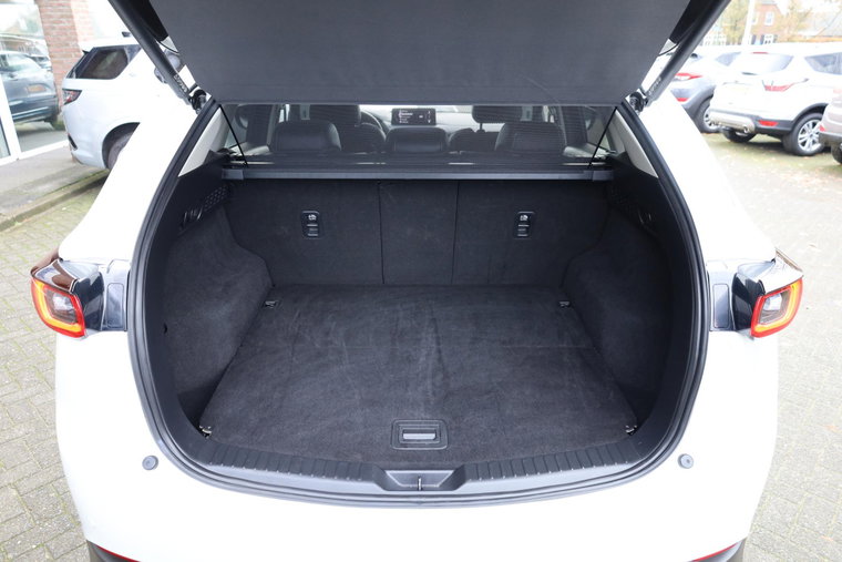 Vehicle Image 37