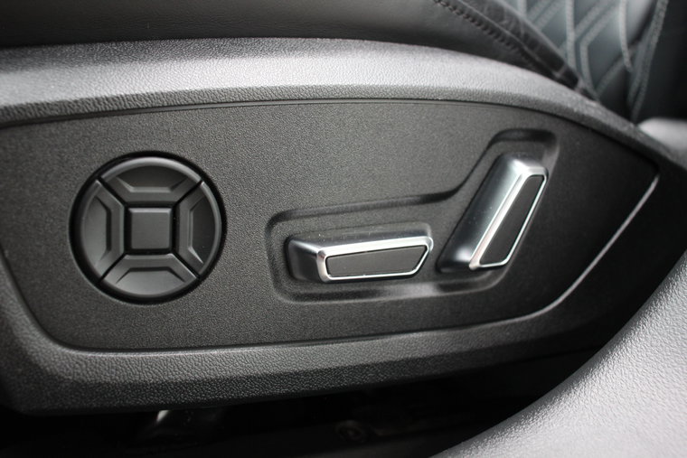 Vehicle Image 31