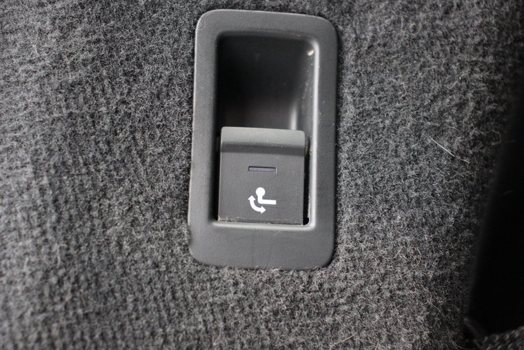 Vehicle Image 37