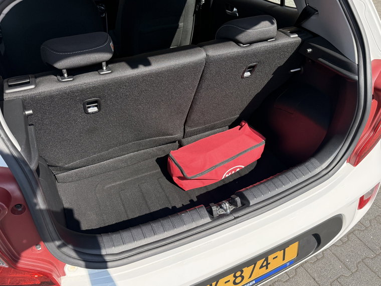 Vehicle Image 19