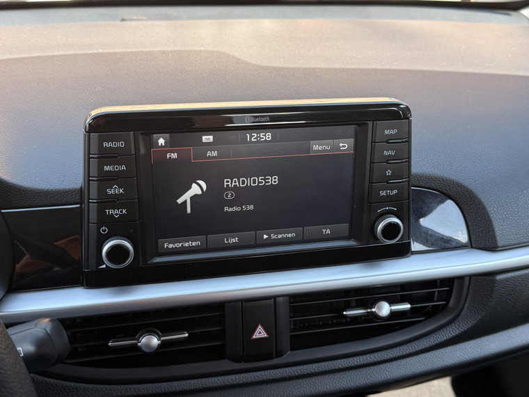 Vehicle Image 33