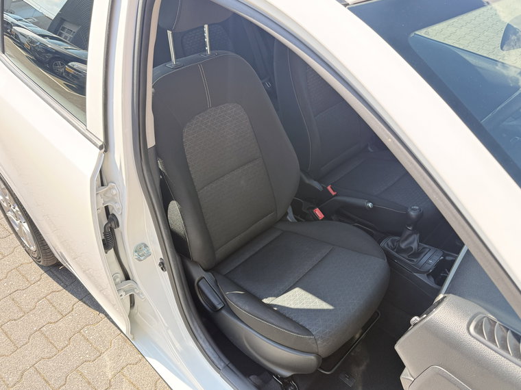 Vehicle Image 39
