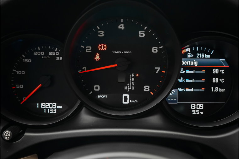 Vehicle Image 21