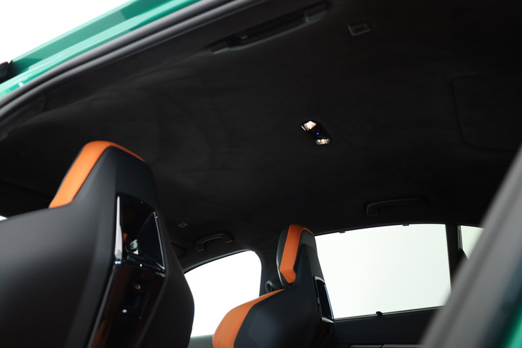 Vehicle Image 36