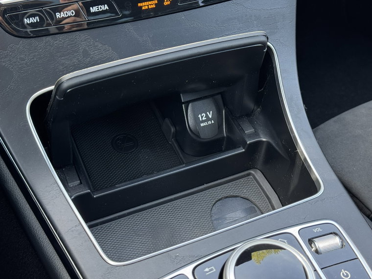Vehicle Image 37