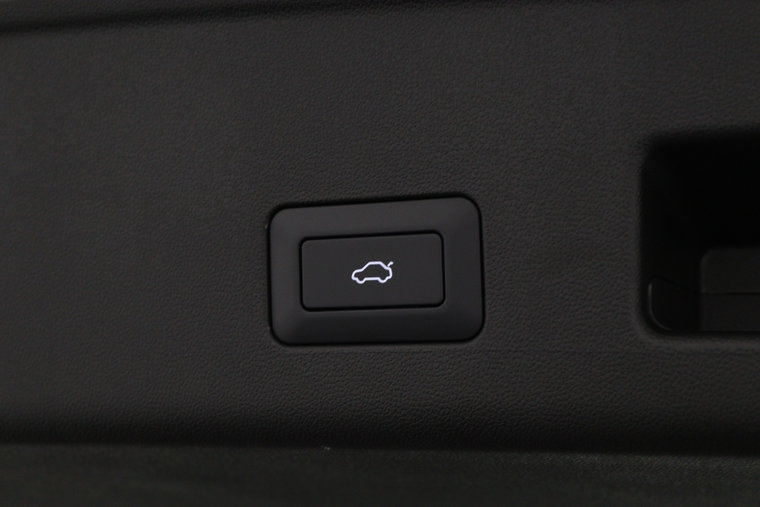 Vehicle Image 41