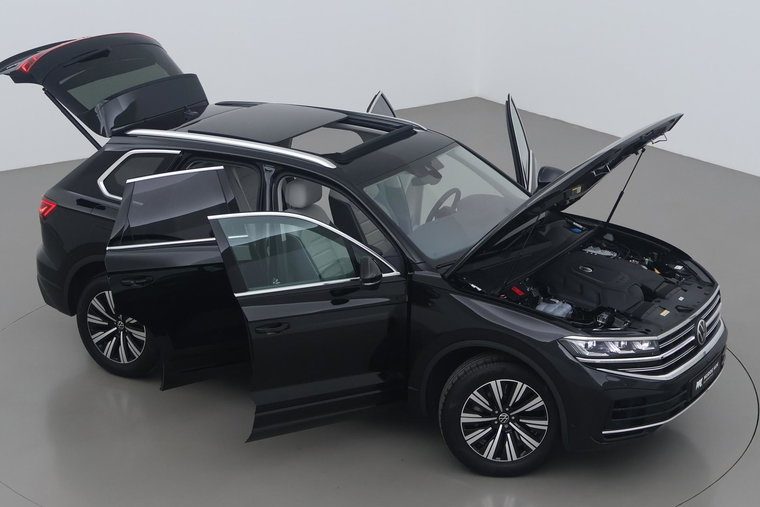 Vehicle Image 6