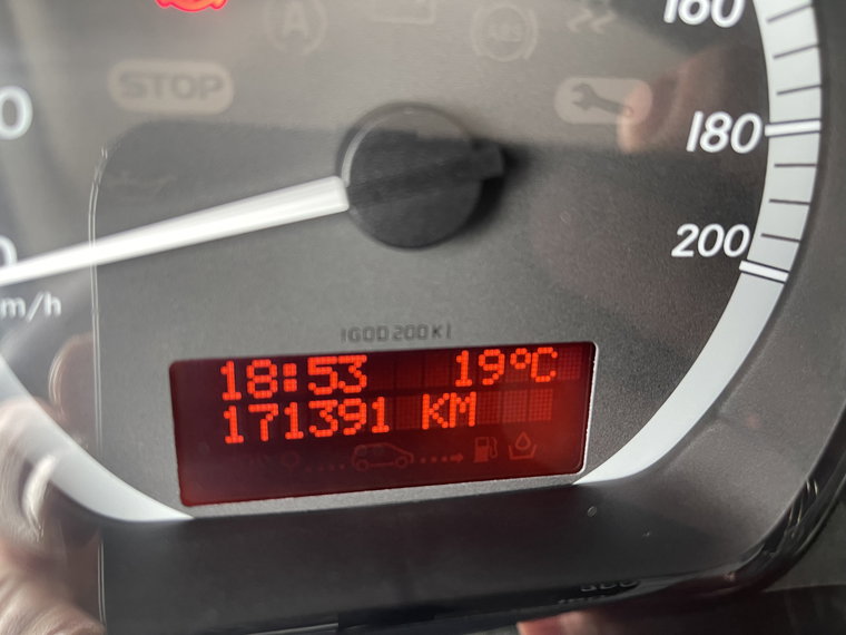 Vehicle Image 17