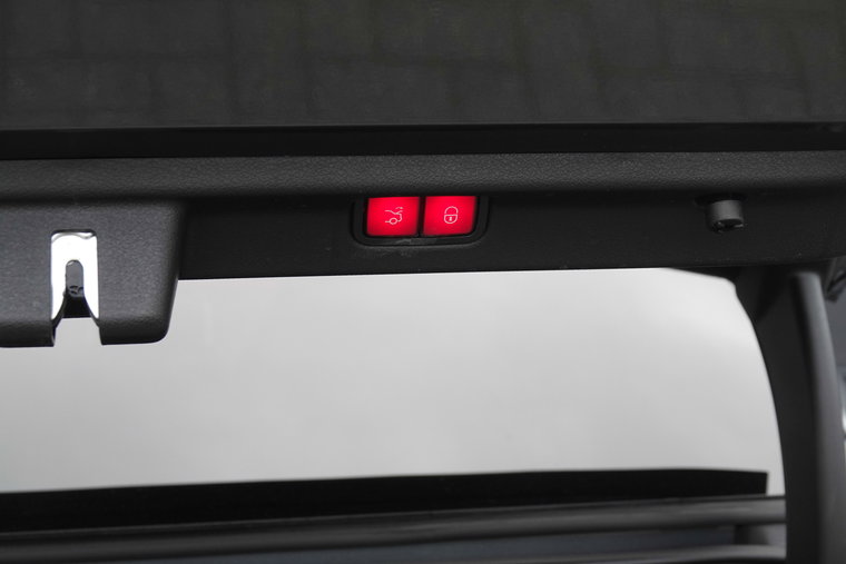 Vehicle Image 33