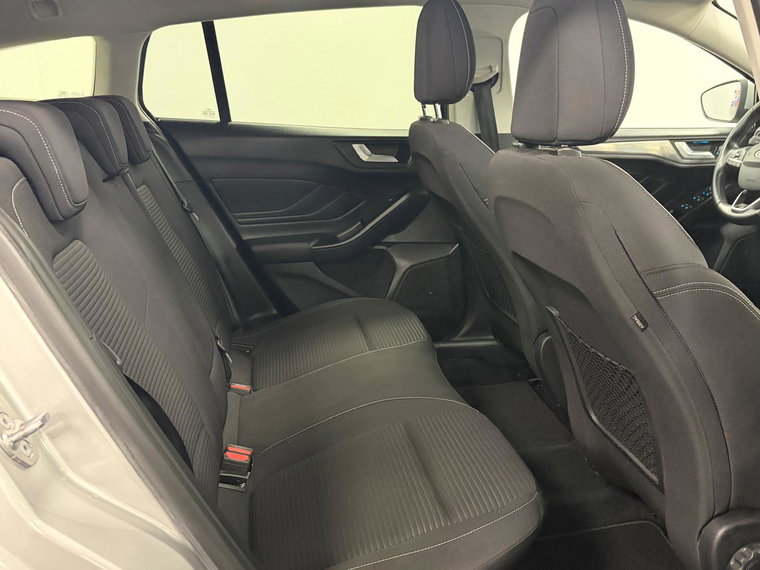 Vehicle Image 39