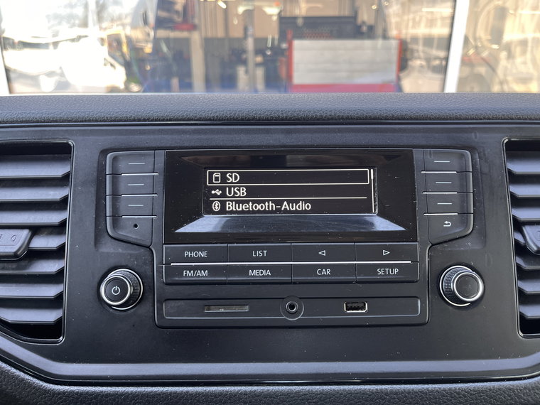 Vehicle Image 38