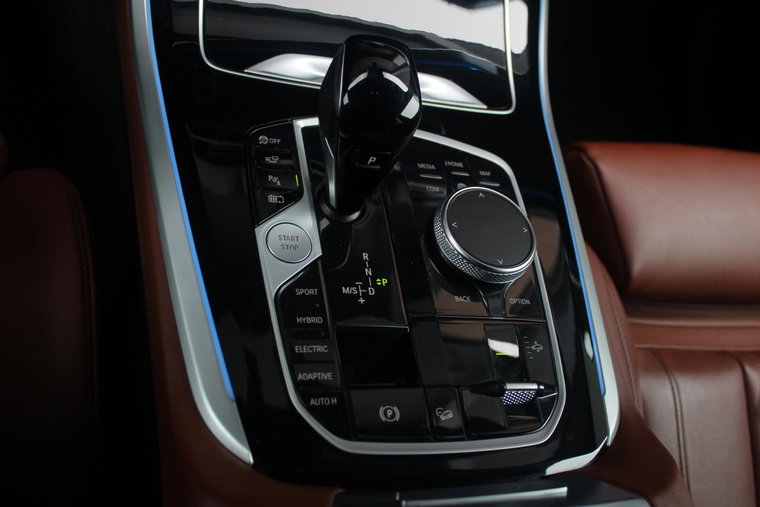 Vehicle Image 35
