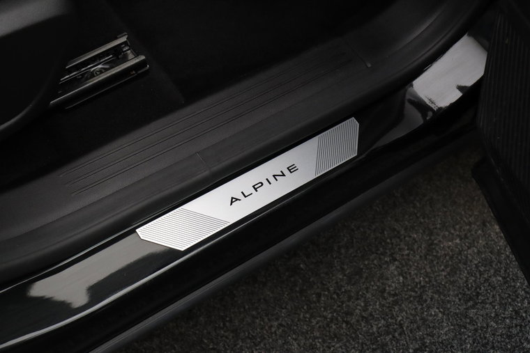 Vehicle Image 30