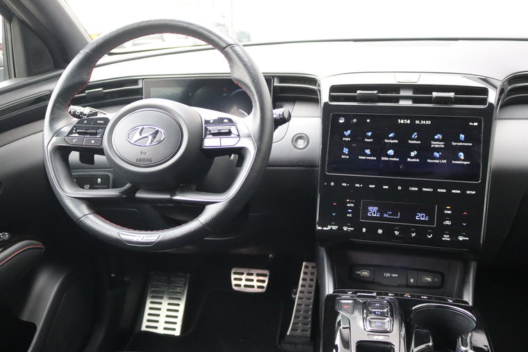 Vehicle Image 15