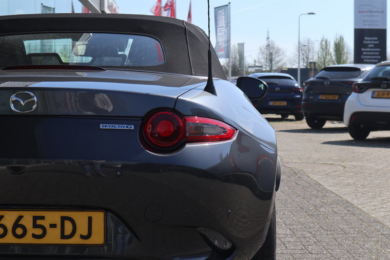 Vehicle Image 37