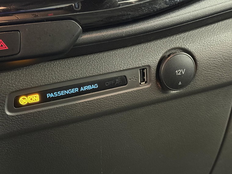 Vehicle Image 35