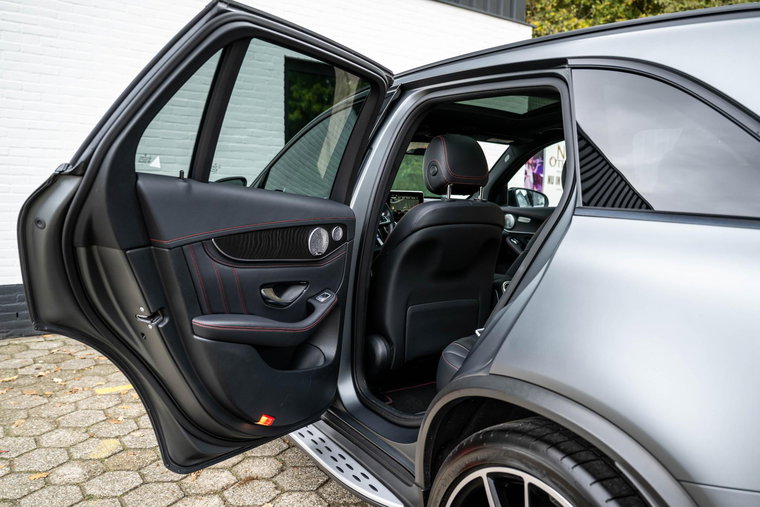 Vehicle Image 30