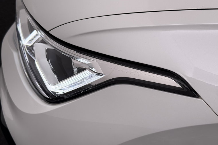 Vehicle Image 10