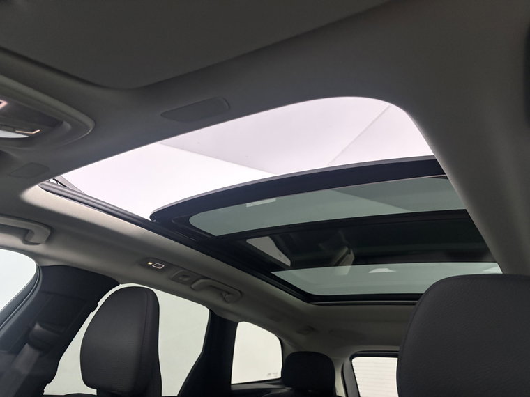 Vehicle Image 38
