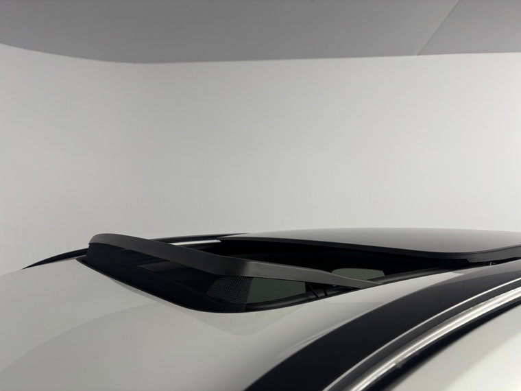 Vehicle Image 39