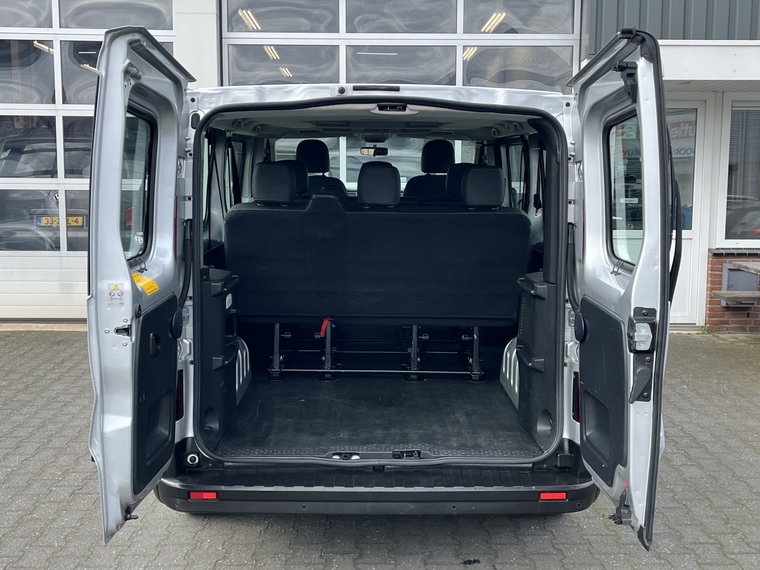 Vehicle Image 27