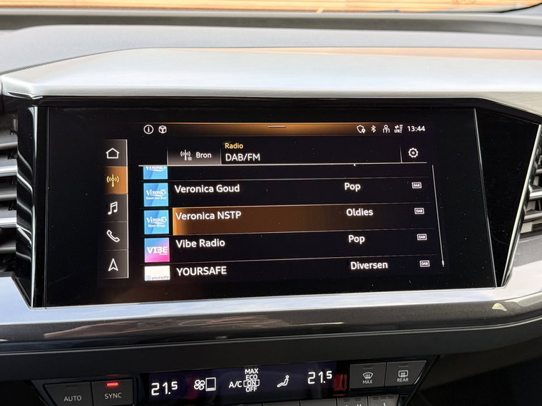 Vehicle Image 37