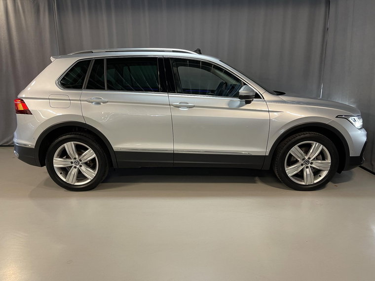 Vehicle Image 38