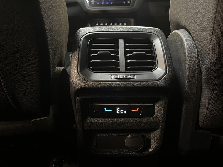 Vehicle Image 41